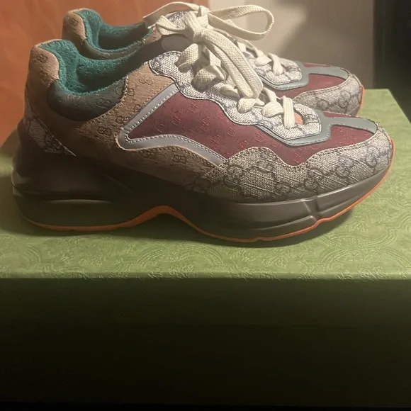 GG Rhyton Canvas Fashion Sneakers - Picture 9 of 11